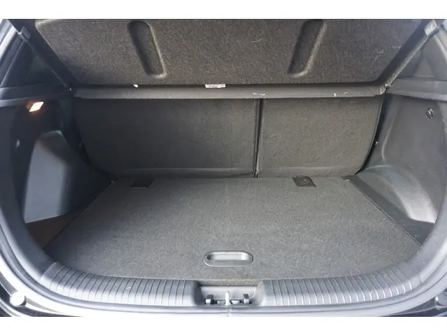 Hyundai ix20 1.4i i-Magine 2014 Benzine 25