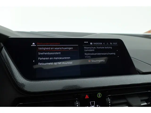 BMW 1 Serie 118i M-Sport Pro - Orig. NL 2024 Benzine 25