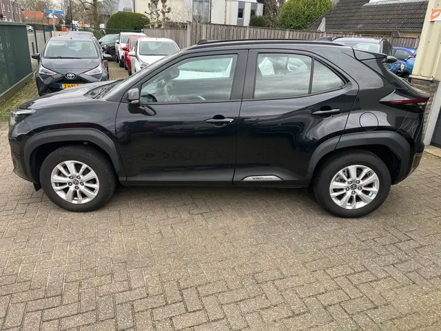 Toyota Yaris Cross 2