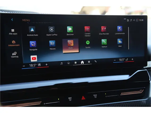 BMW 5 Serie 520i M-Sport 2024 Benzine 22