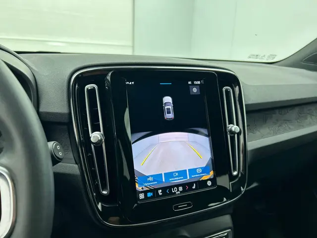 Volvo XC40 Recharge Plus 70 kWh 2022 Elektrisch 15