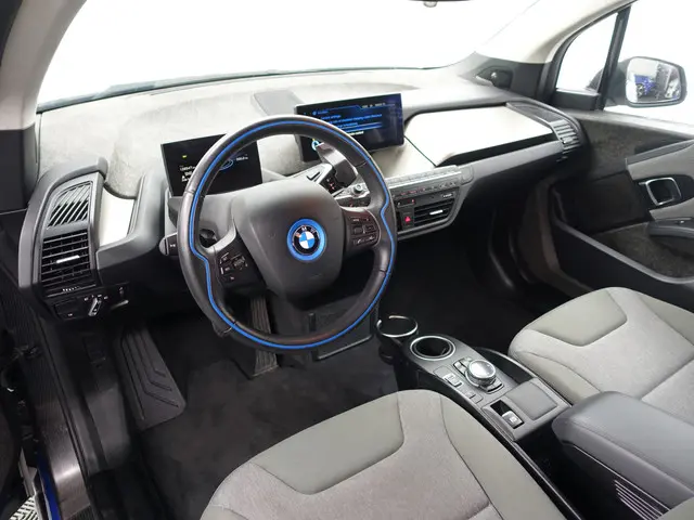 BMW i3 Basis High Executive 22 kWh Aut- 2013 Elektrisch 2