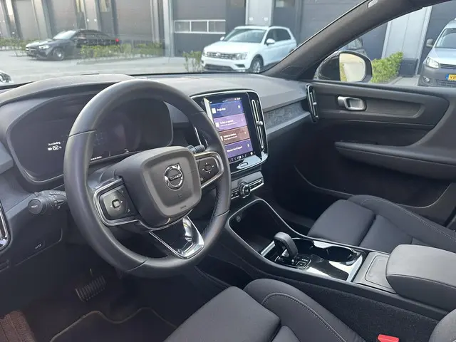 Volvo XC40 Volvo XC40 - Recharge 2023 Elektrisch 13