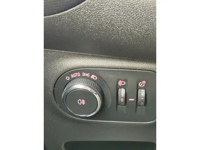 Opel ADAM 1.2 Glam 2019 Benzine 32