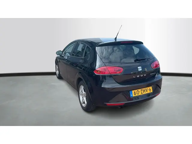 SEAT Leon 1.2 TSI 105pk Ecomotive COPA 2013 Benzine 3