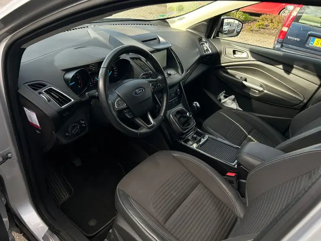 Ford Kuga 1.5 EcoBoost ST Line 2018 Benzine 13