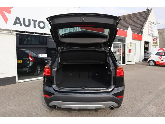 BMW X1 xDrive20i HIGH EXECUTIVE 2017 Benzine 20