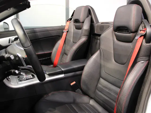 Mercedes-Benz SLC 180 2019 Benzine 8