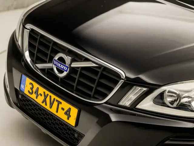Volvo XC60 2.0 T5 Luxury Sport 2012 Benzine 15