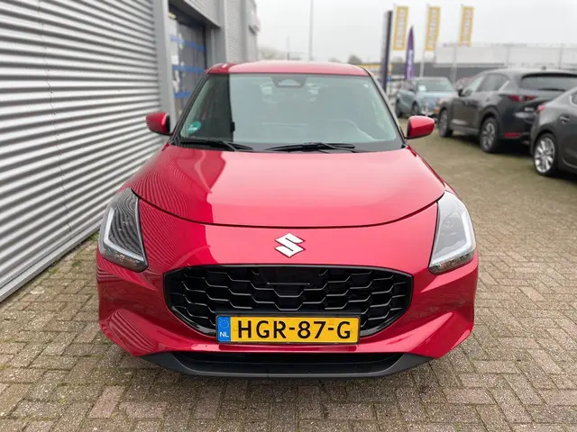 Suzuki Swift 1.2 Select Smart Hybrid 2025 Benzine 3