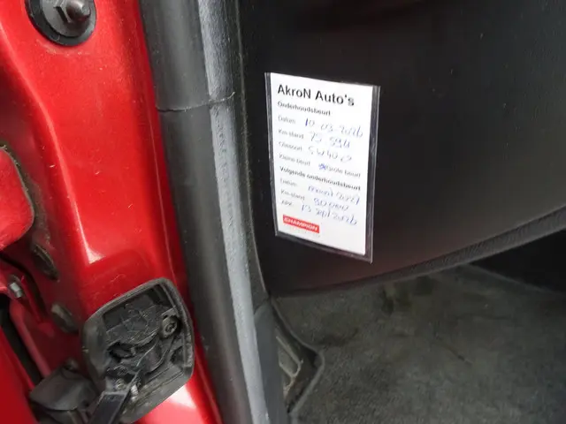 Renault Clio 0.9 TCe Limited 2017 Benzine 12