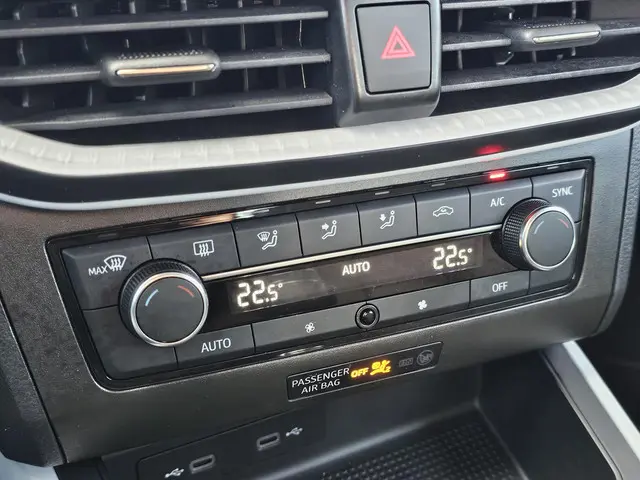 SEAT Arona 1.0 TSI Style 2023 Benzine 18