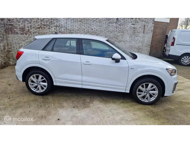 Audi Q2 35 TFSI CoD Sport trekhaak 2019 Benzine 12