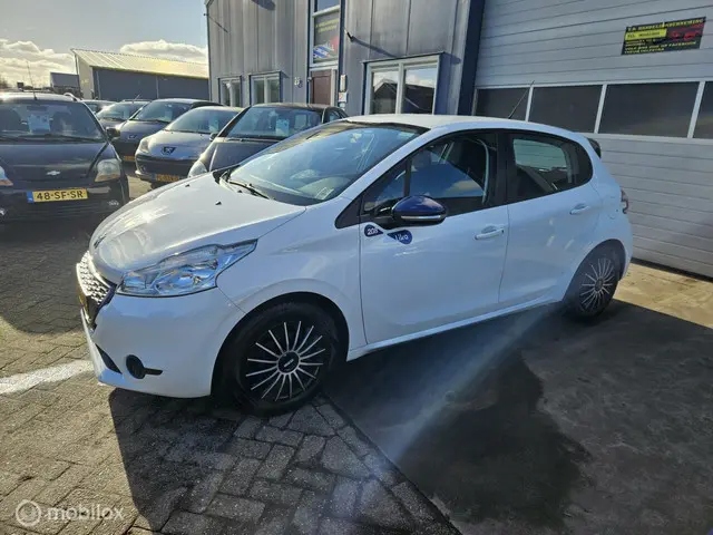Peugeot 208 2