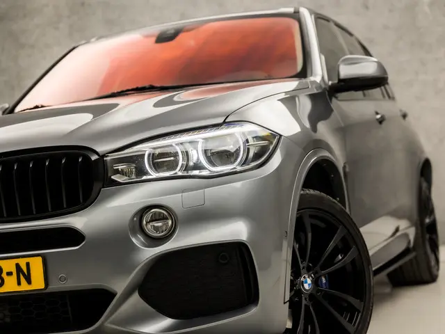 BMW X5 xDrive25d High Executive M Sport 2016 Diesel 18