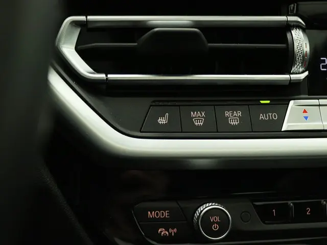 BMW X3 xDrive30e 2022 Hybride Benzine 24