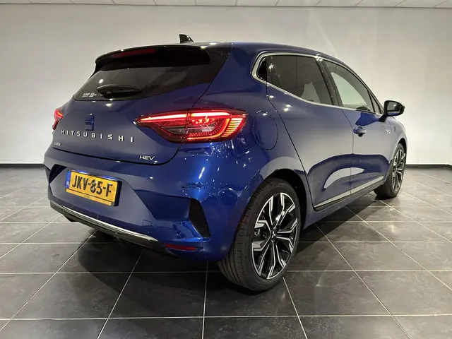 Mitsubishi Colt 1.6 HEV Intense+ 2025 Hybride Benzine 2