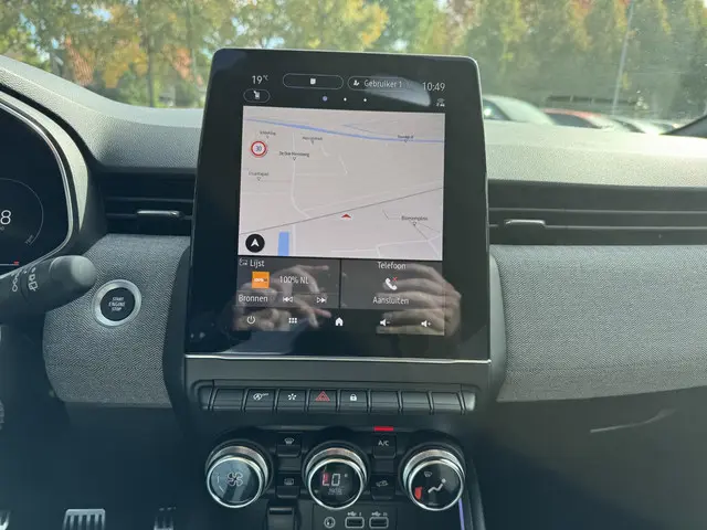 Renault Clio 1.0 TCe 90 GPF Techno 2025!! 2025 Benzine 15