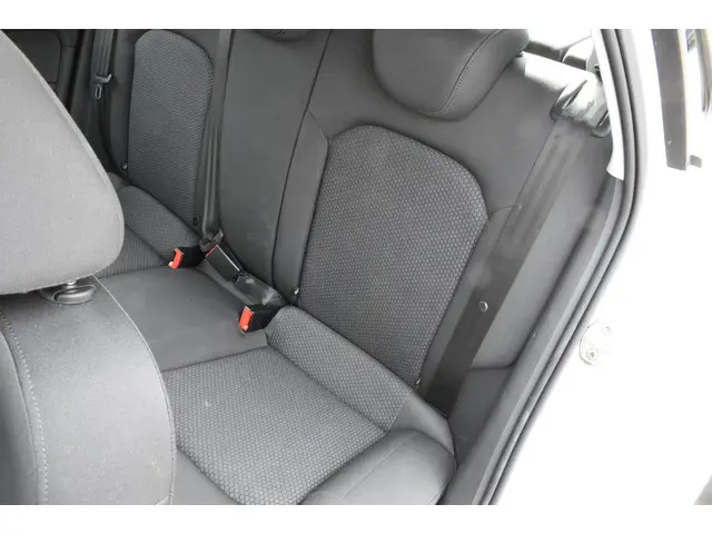 Audi A1 Sportback 1.0 TFSI Active 2018 Benzine 12