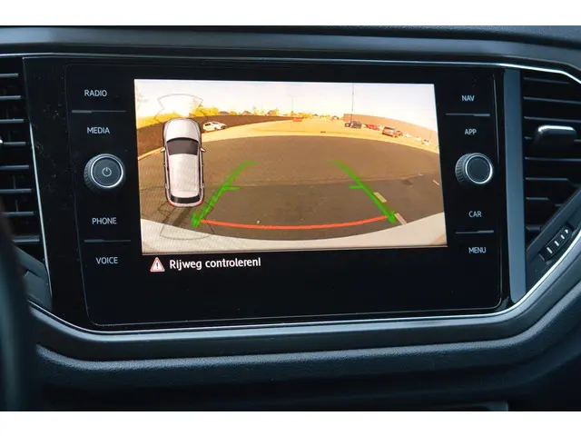 Volkswagen T-Roc 2.0 TDI Style Business 2019 Diesel 17