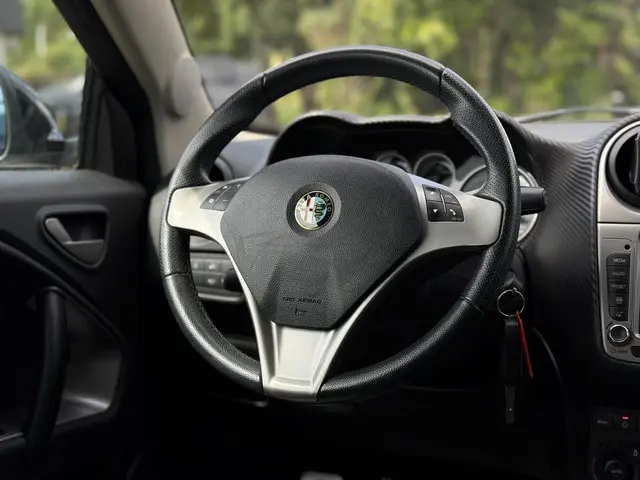 Alfa Romeo MiTo 1.3 JTDm ECO Distinctive 2013 Diesel 15