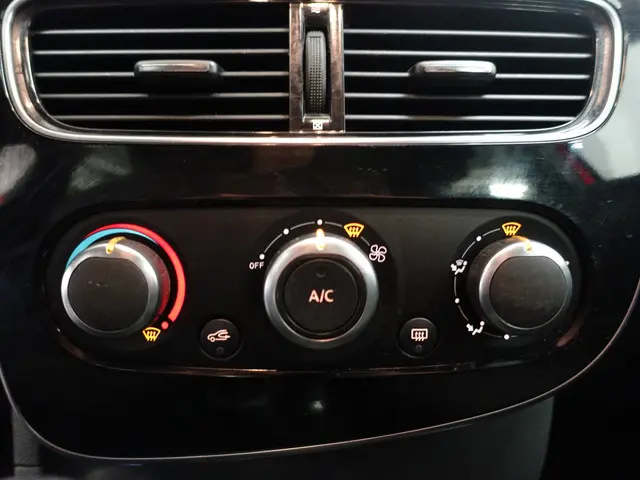Renault Clio 0.9 TCe Sport- 2017 Benzine 9