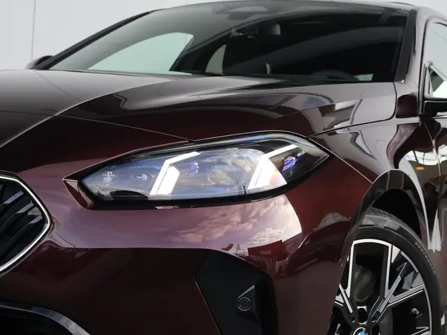 BMW 1 Serie 120 2025 Benzine 29