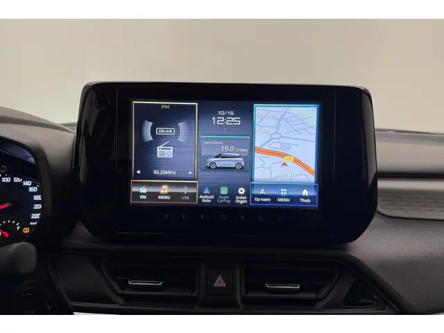 Suzuki Swift 1.2 Style Smart Hybrid 2025 Benzine 25