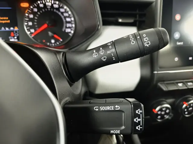 Renault Clio 1.0 TCe 90 Evolution 2023 Benzine 23