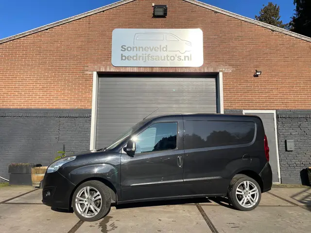 Opel Combo 1.3 CDTi L1H1 ecoFLEX 2016 Diesel 7