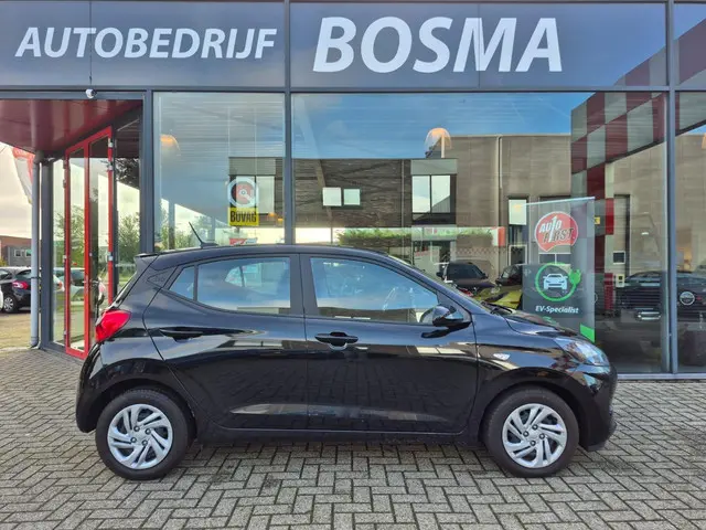 Hyundai i10 1.0 Comfort 2023 Benzine 10