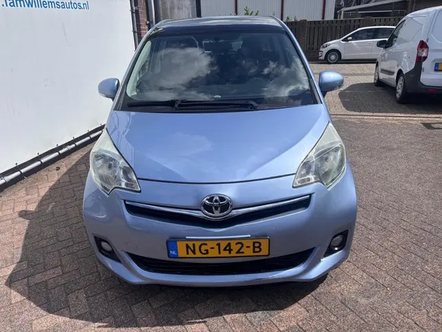 Toyota Verso-S 1.3 VVT-i Dynamic 2012 Benzine 30