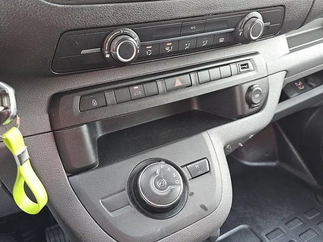 Opel Vivaro 2.0 2020 Diesel 11