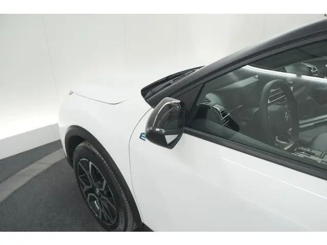 Citroën ë-C4 Feel Pack 50 kWh 2023 Elektrisch 23