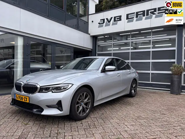 BMW 3 Serie 320i High Executive Edition 2020 Benzine