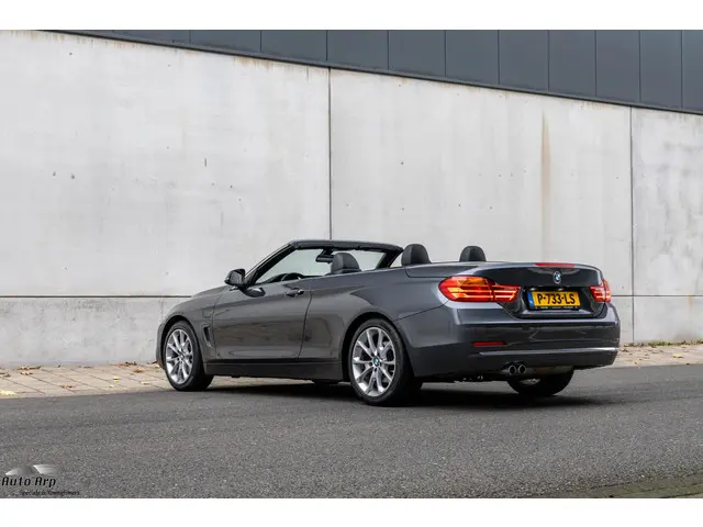 BMW 4 Serie Cabrio 428i 2014 Benzine 19