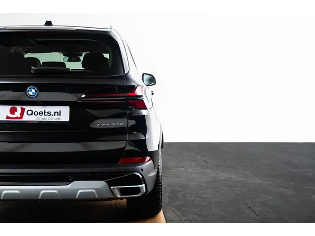 BMW X5 xDrive50e 2024 Hybride Benzine 42