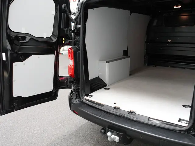 Peugeot Expert 2.0 BlueHDI 145PK L3 2024 Diesel 9