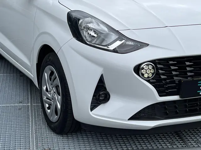 Hyundai i10 1.0 Comfort 2023 Benzine 25