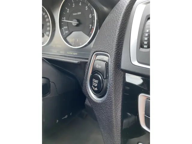 BMW 1 Serie 120i Centennial High Executive 2016 Benzine 21