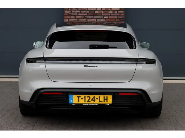 Porsche Taycan Sport Turismo 79 kWh | 2023 Elektrisch 15