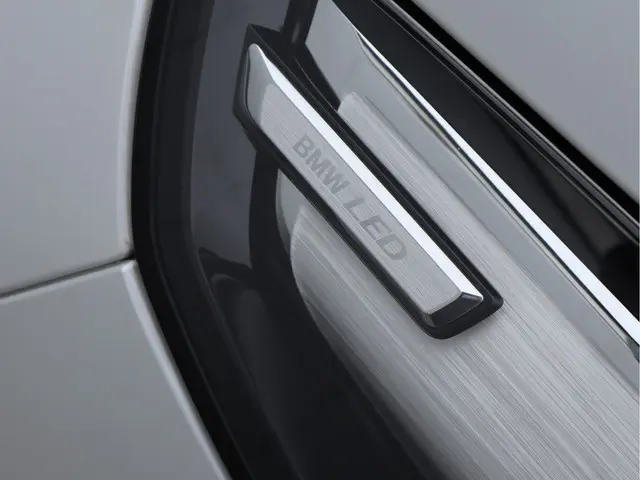 BMW X1 sDrive18i 2023 Benzine 9