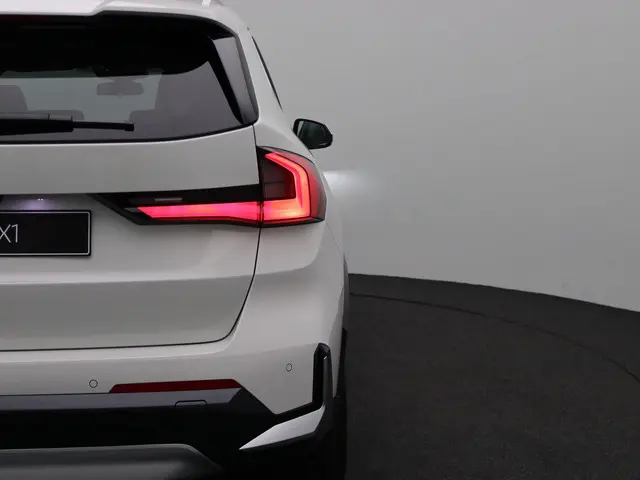 BMW iX1 eDrive20 2025 Elektrisch 24