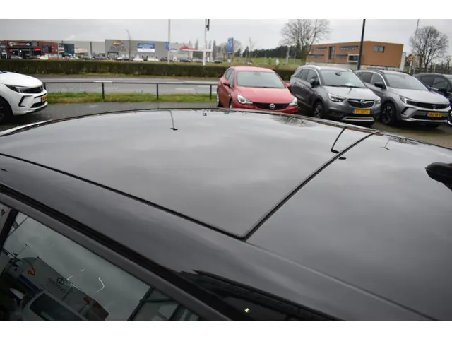 Opel Corsa 1.2 Edition 2022 Benzine 22