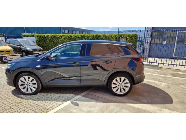 Opel Grandland X 3