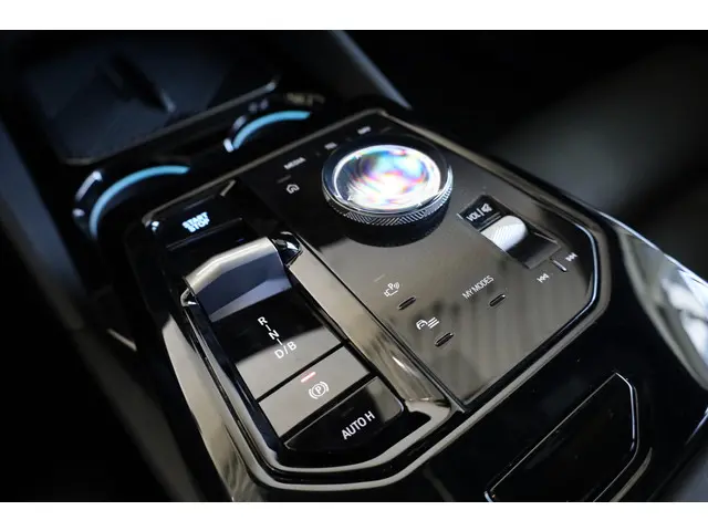 BMW i5 M60 xDrive 2024 Elektrisch 21