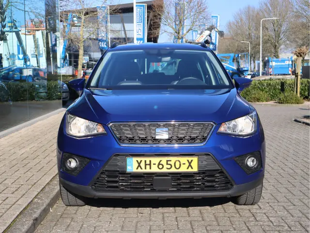 SEAT Arona 1.0 TSI Style Business 2019 Benzine 18
