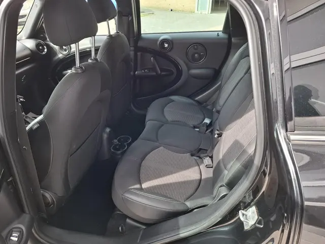MINI Countryman Mini 1.6 Cooper S Chili JCW 2016 Benzine 8