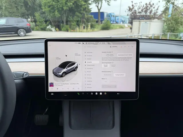 Tesla Model Y Long Range AWD Dual 2023 Elektrisch 25