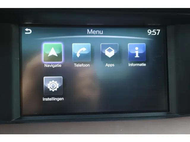 Infiniti Q30 1.6t Premium Tech 2016 Benzine 37